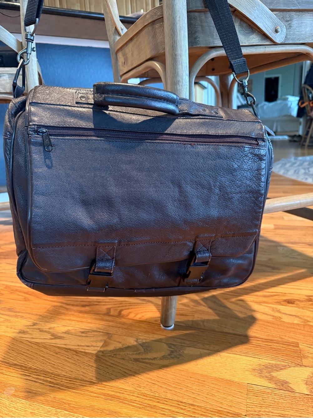 Leather Messenger Bag with padded, adjustable strap. Gender neutral. - Picture 2 of 16